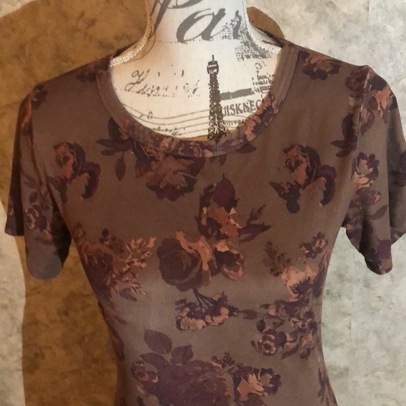 rue21* Form-Fitting Dress - Picture 2 of 7